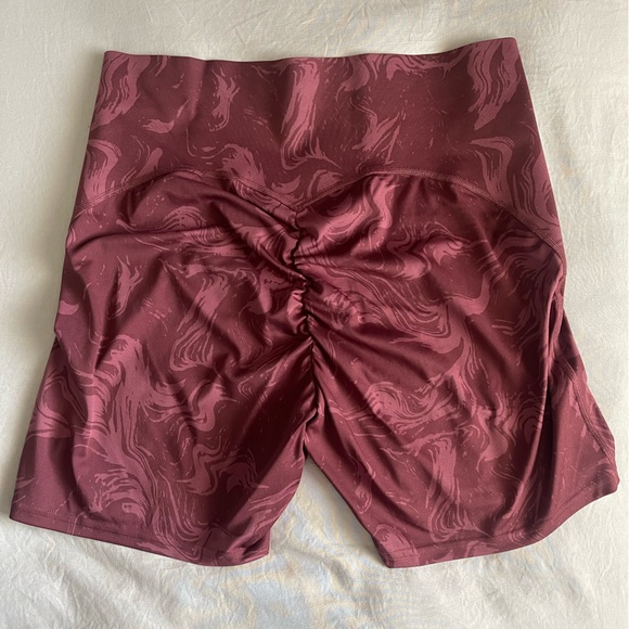 Gym Shark Power High Rise Shorts - Size: XL - Picture 2 of 6